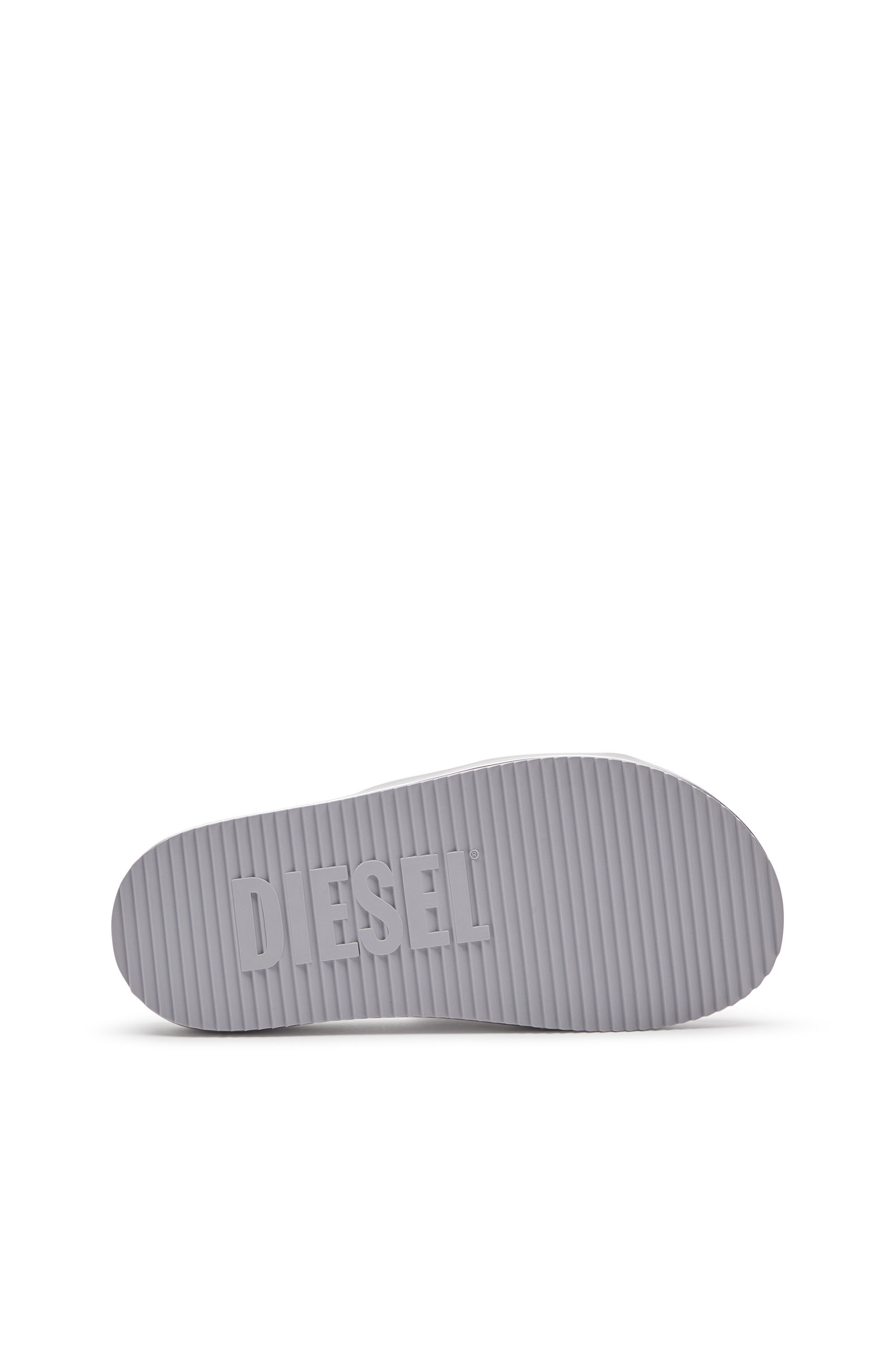 Diesel - SA-SLIDE D OVAL W, Woman Sa-Slide D-Metallic slide sandals with Oval D strap in Silver - Image 5
