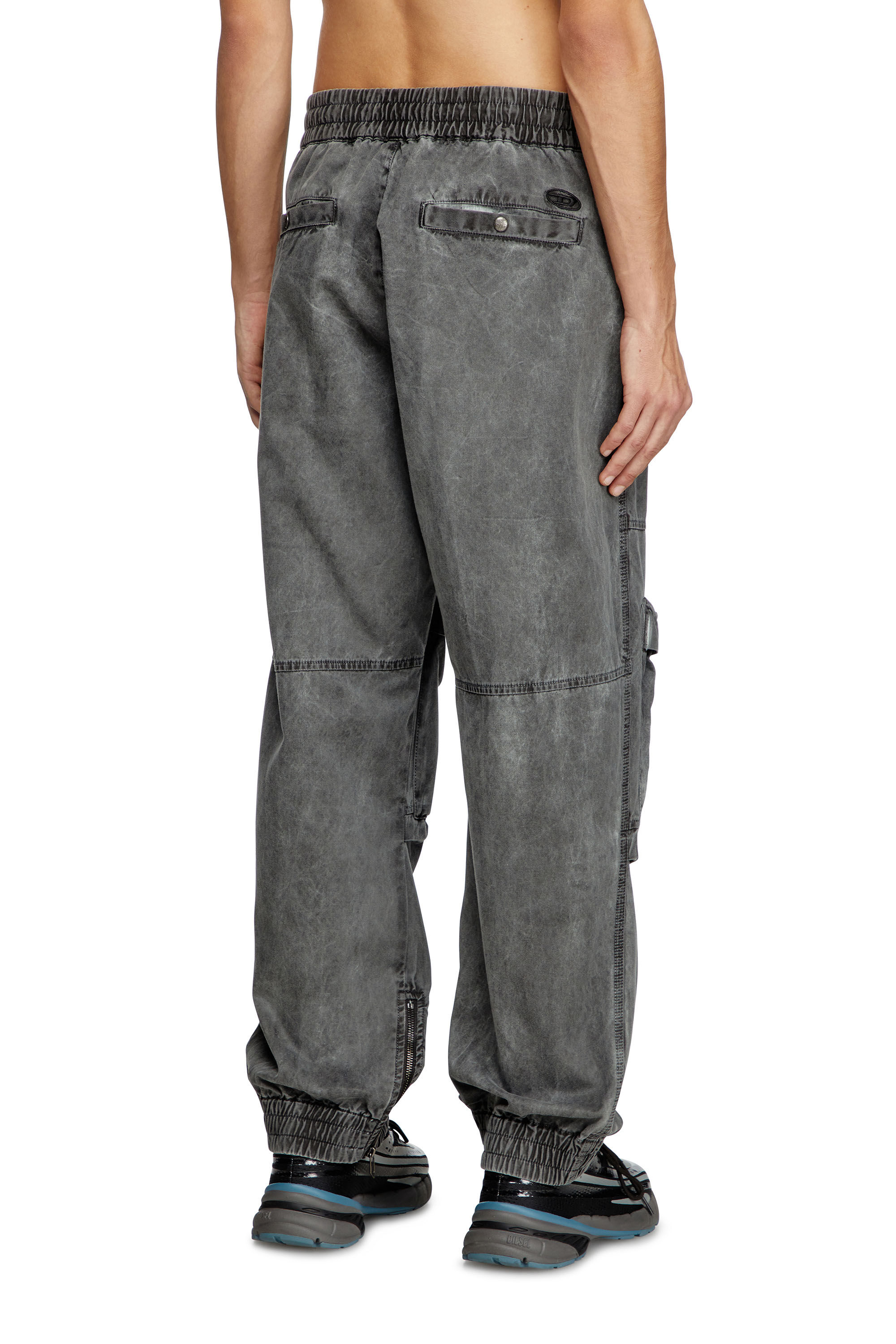 【関税込み】Diesel グレー P-Beeck カーゴパンツ Men's Cargo pants in cotton twill | Grey | Diesel
