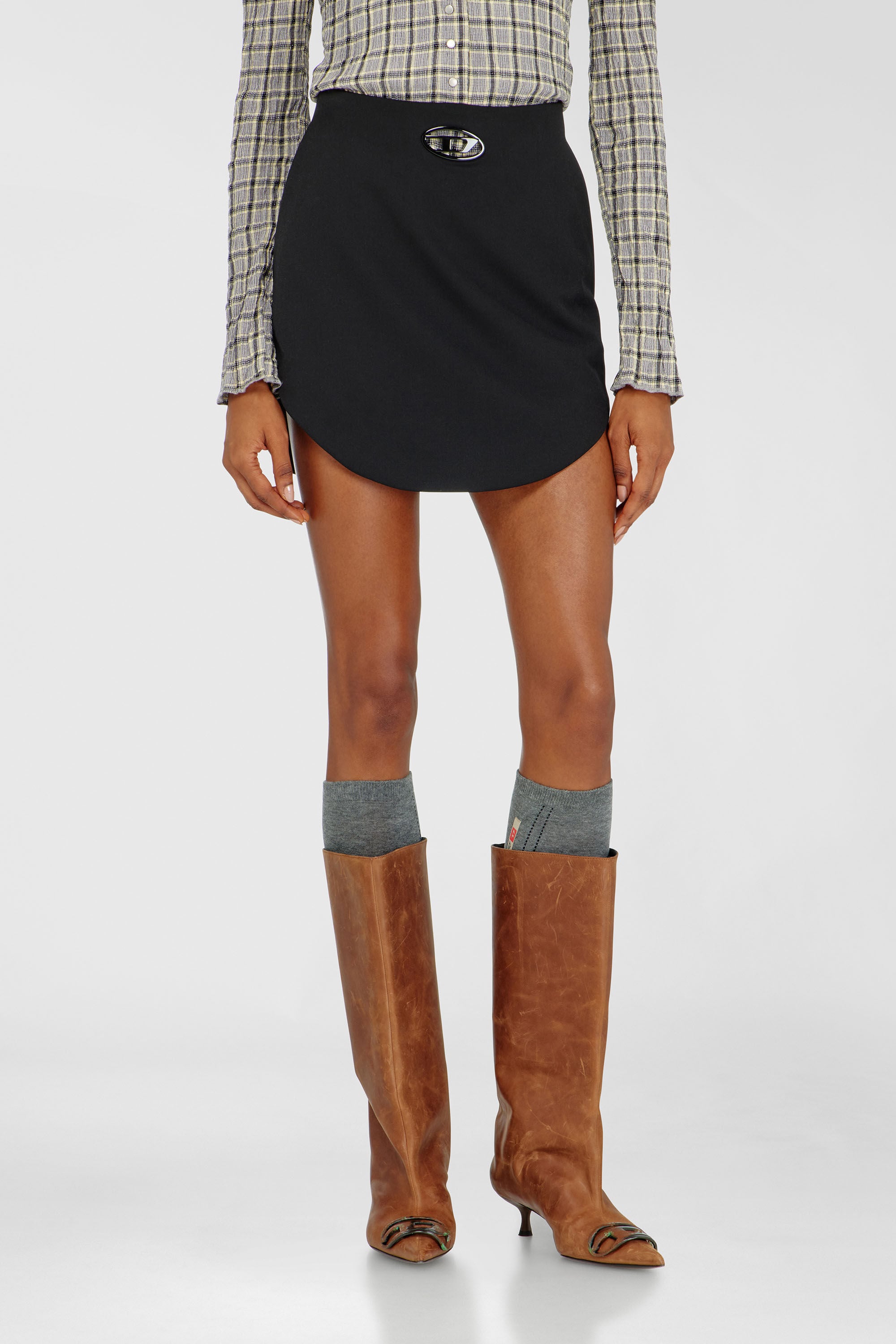 Diesel - O-LIVERY, Woman's Wool-blend miniskirt with Oval D plaque in Black - 3