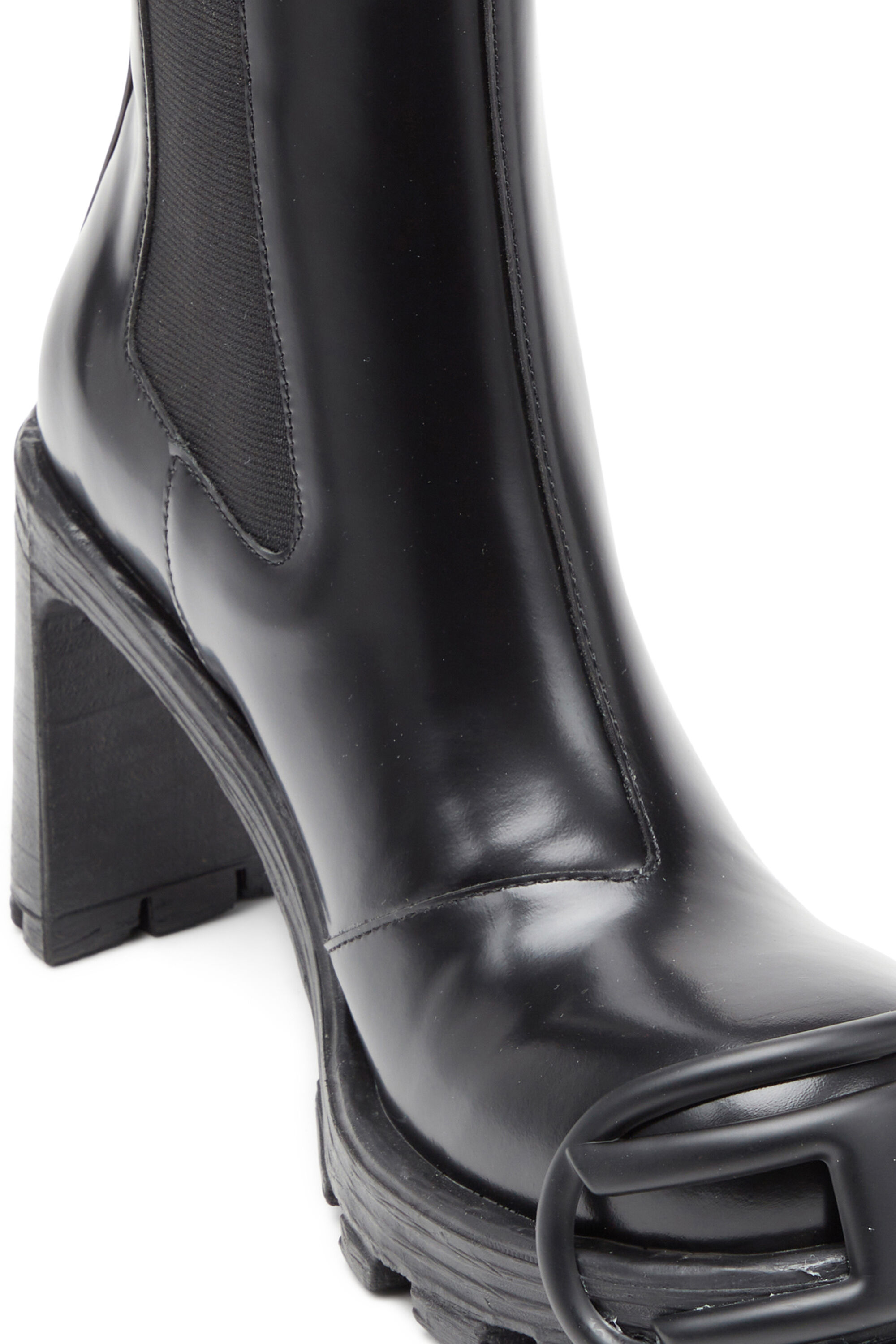 Diesel - D-HAMMER CH D W, Woman D-Hammer-High-heel boots with Oval D plaque in Black - Image 4