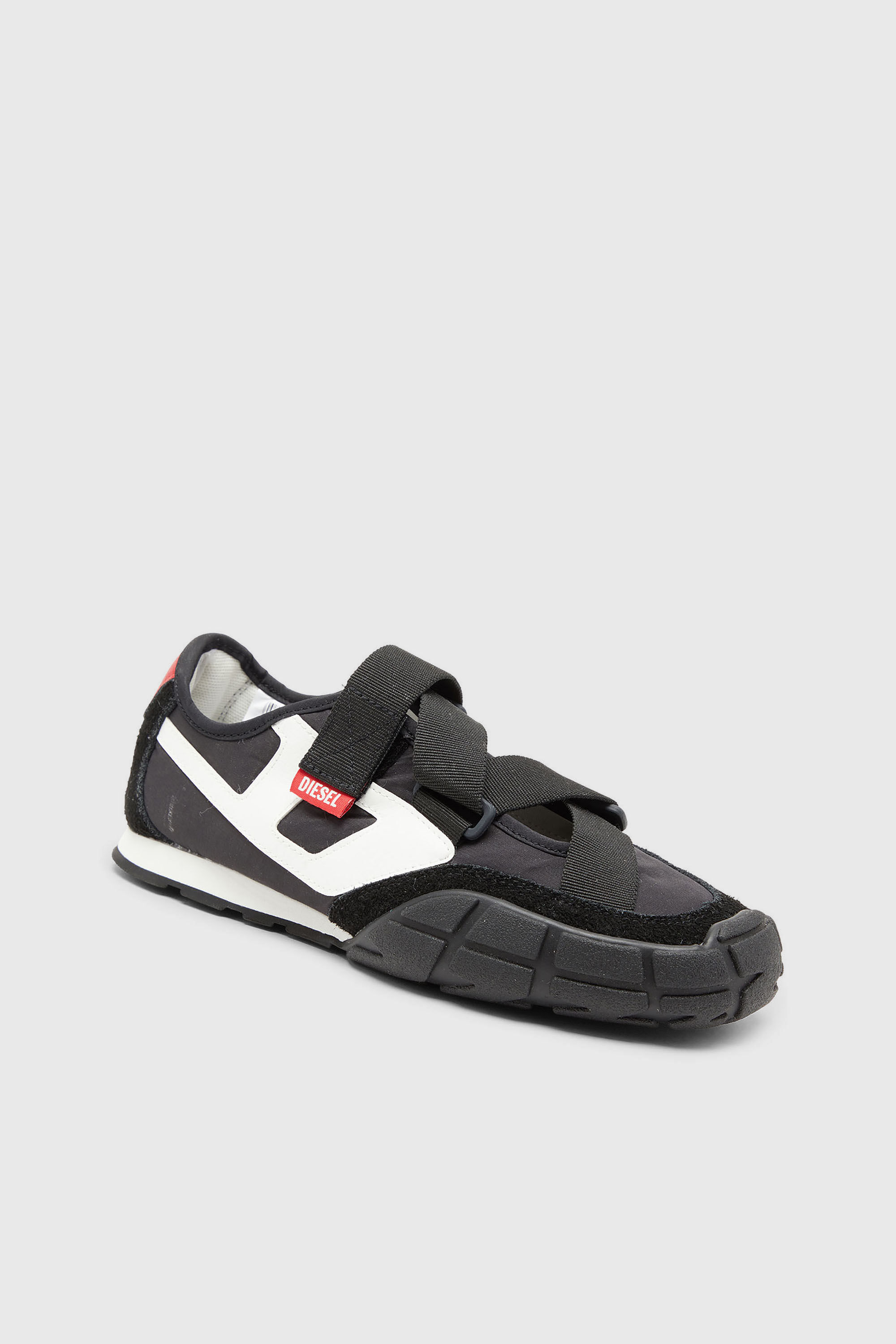 Diesel - S-PAGODHA SLIP-ON W, Woman's S-Pagodha-Tongue-free strap sneakers in ripstop in Black/White - 6