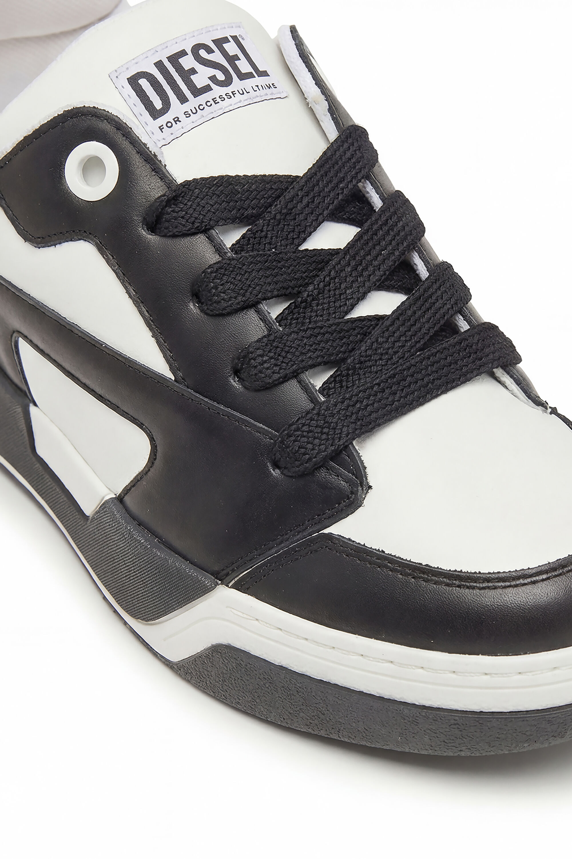 Diesel - S-D-OLLIE LOW, Man's D-Ollie-Sneakers in colour-block leather in White/Black - 6