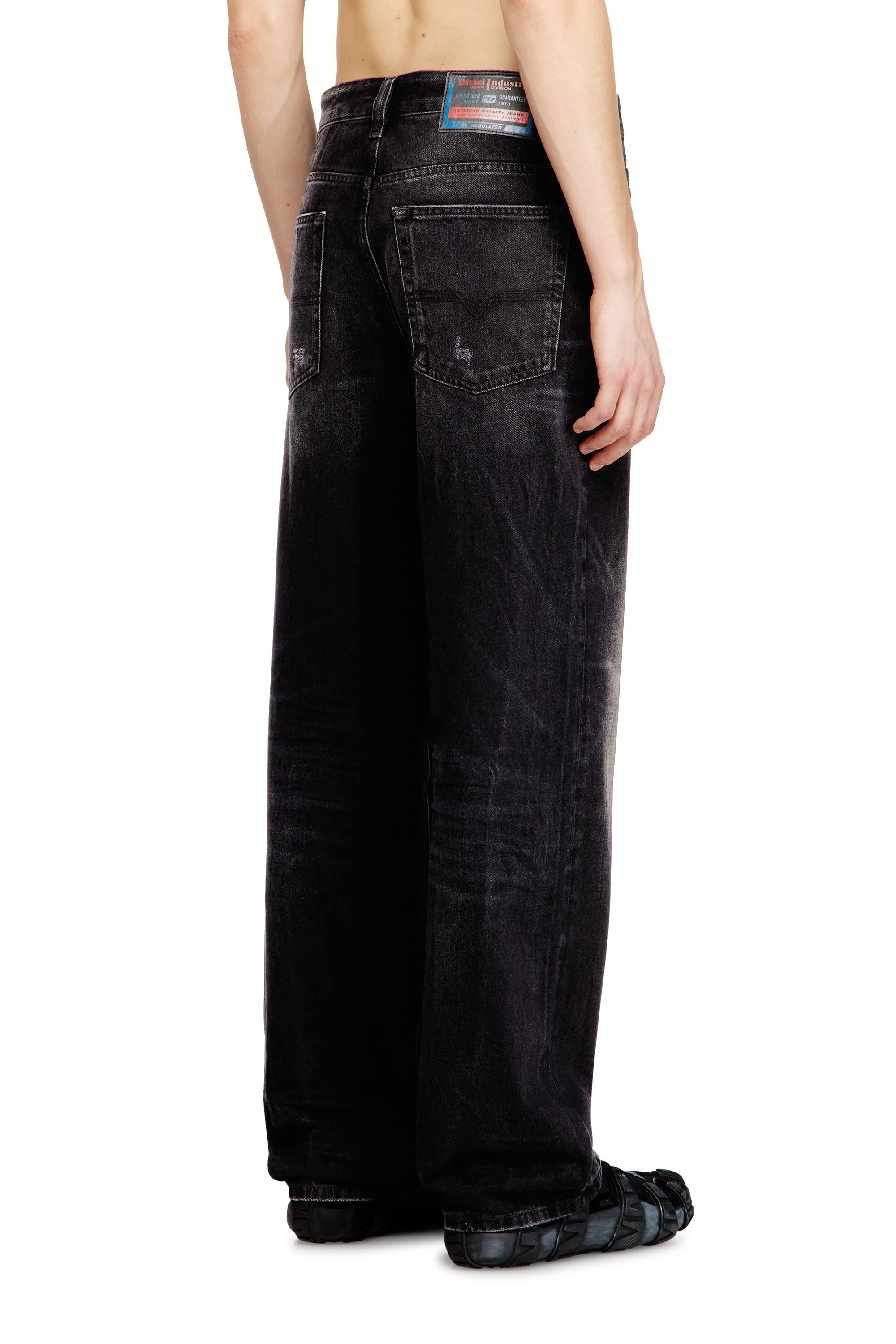 Diesel - Man's Relaxed Jeans 2001 D-Macro 0BEBB, Black - 4