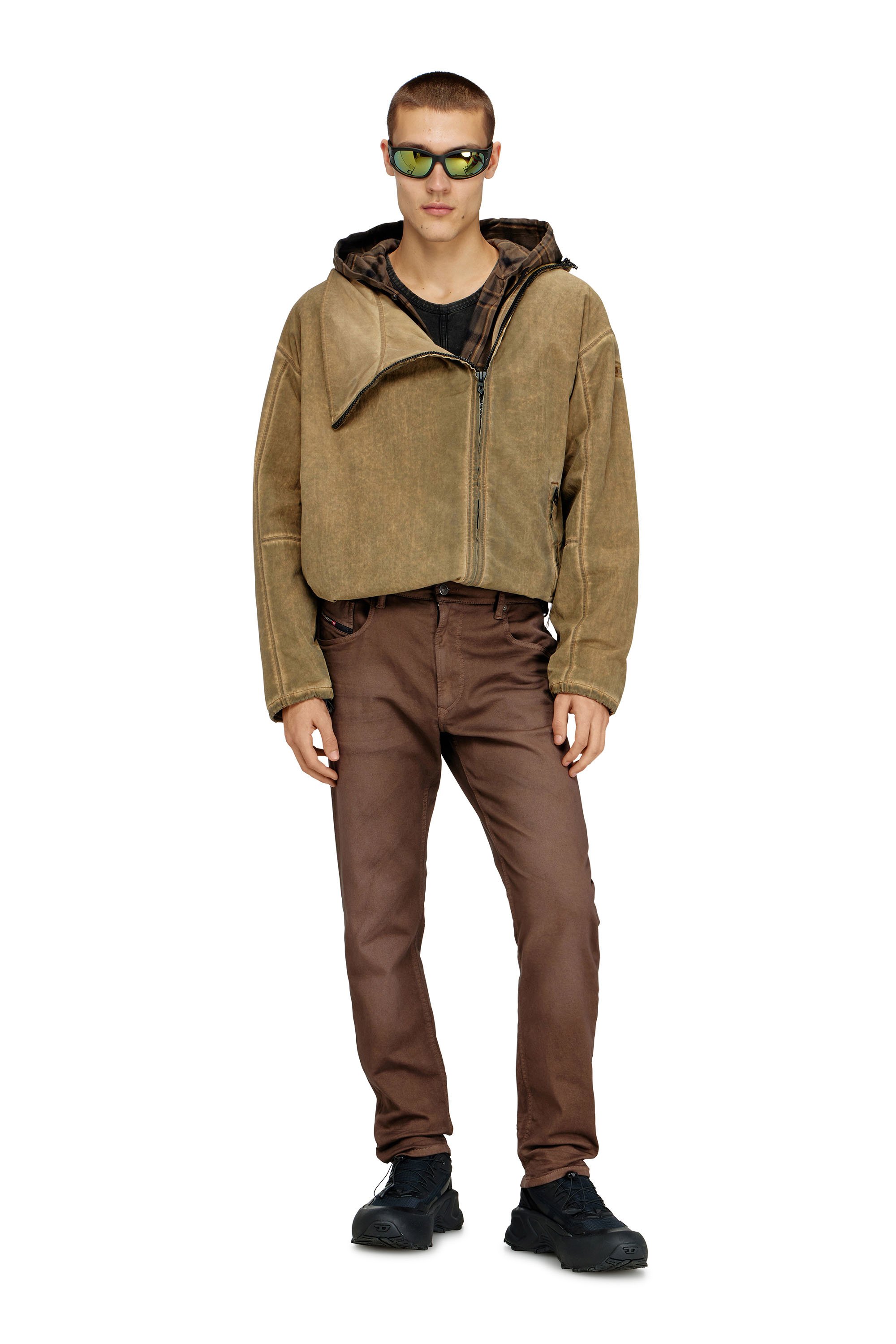 Diesel - Man's Regular 2032 D-Krooley-BW Joggjeans&reg; 0670M, Brown - 2