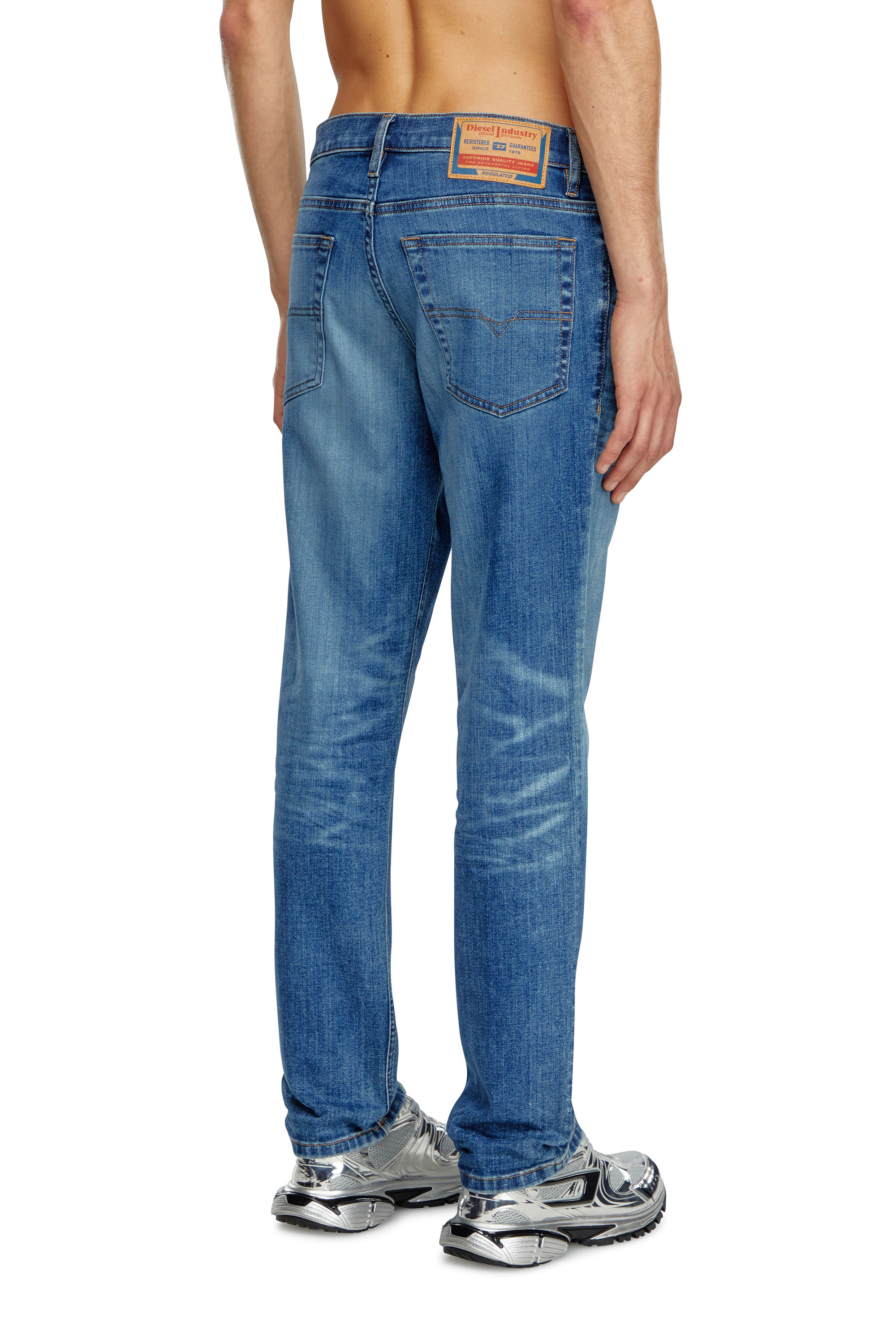 Diesel - Tapered Jeans 2023 D-Finitive 0GRDP, Medium blue - Image 2