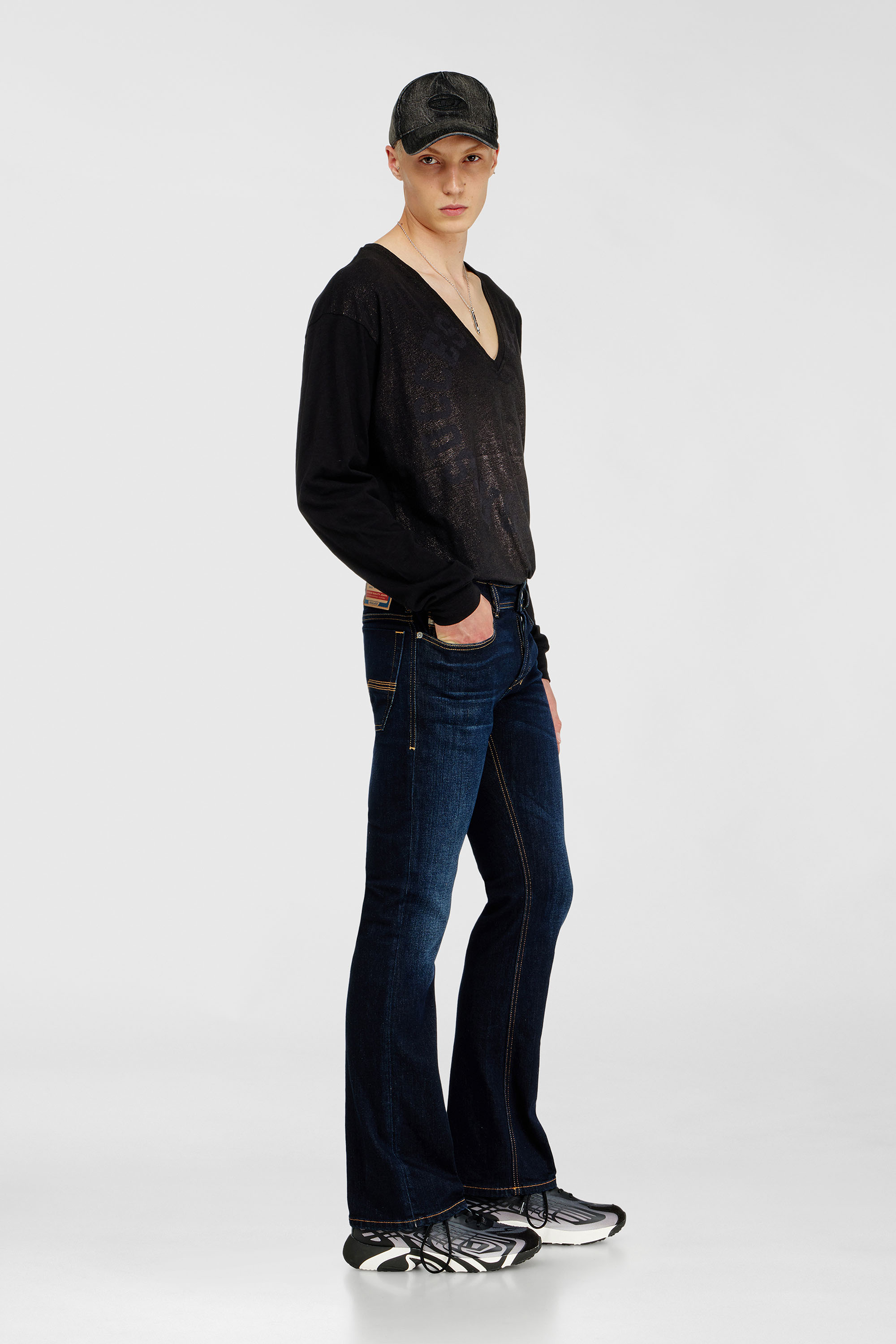 Diesel - Man's Bootcut Jeans 2007 Zatiny 09Q15, Dark Blue - 2