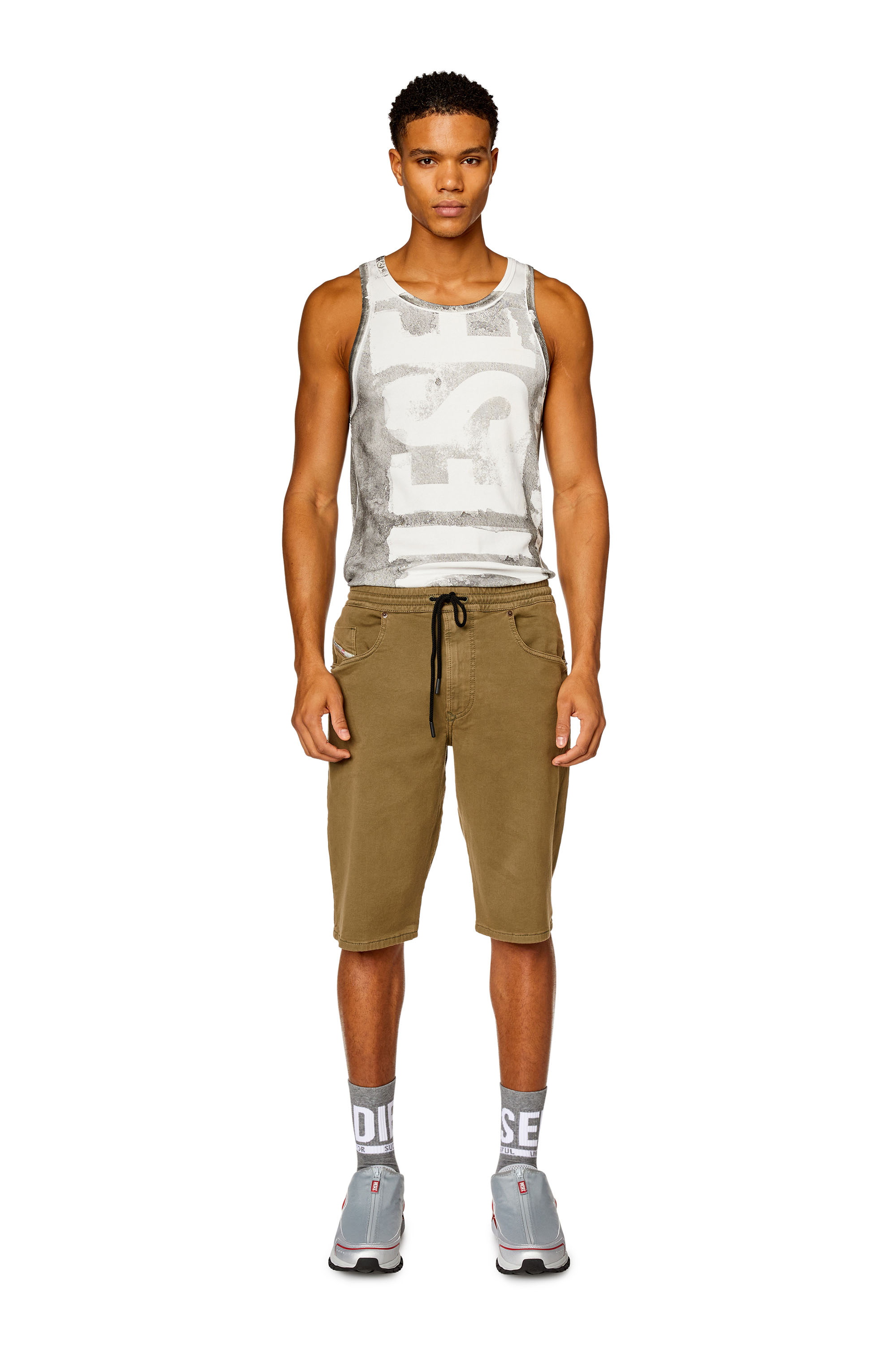 Diesel - 2033 D-KROOLEY-SHORT JOGG, Man Chino shorts in JoggJeans in Green - Image 1