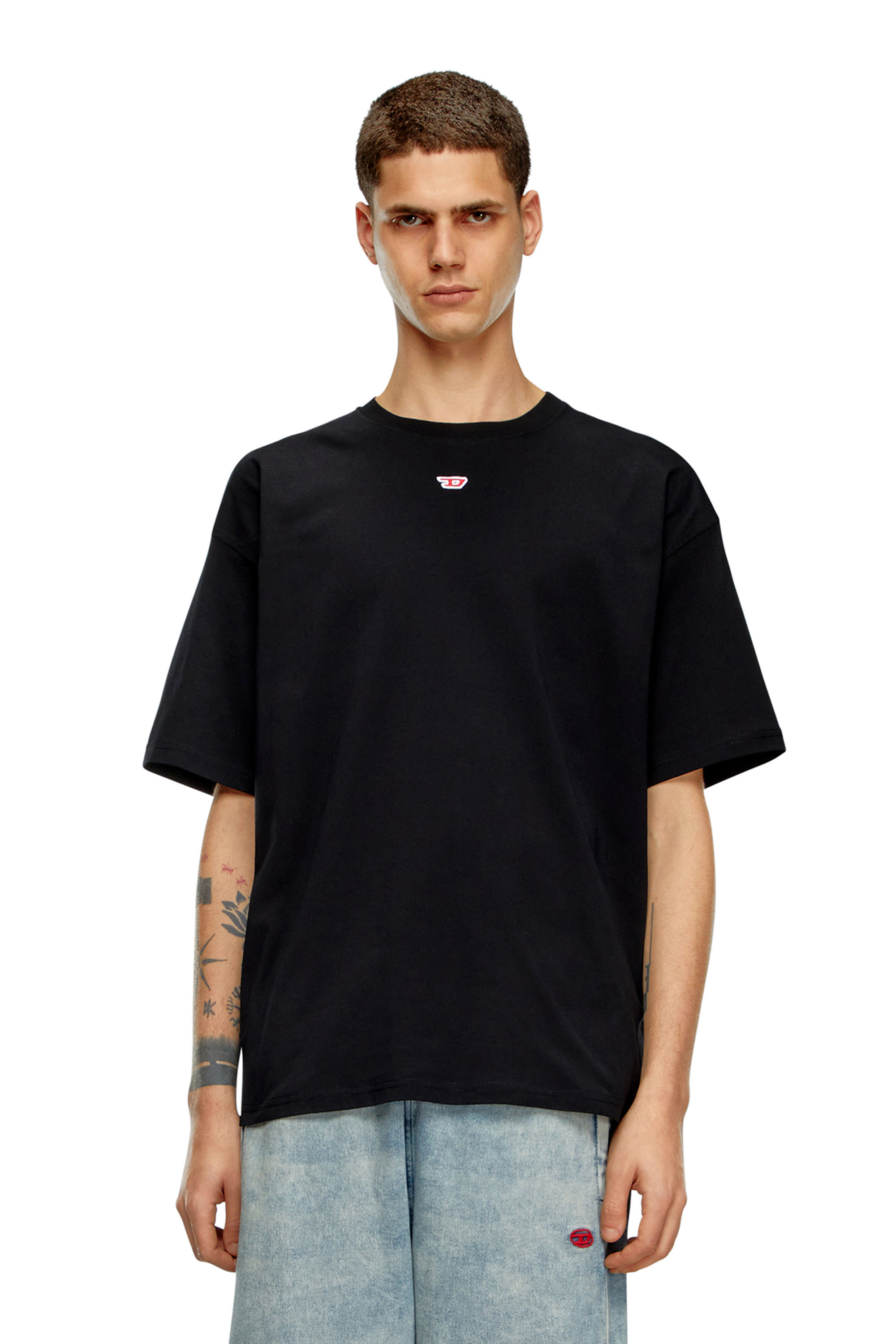 Diesel - T-BOXT-D, Unisex T-shirt with embroidered D patch in Black - Image 2