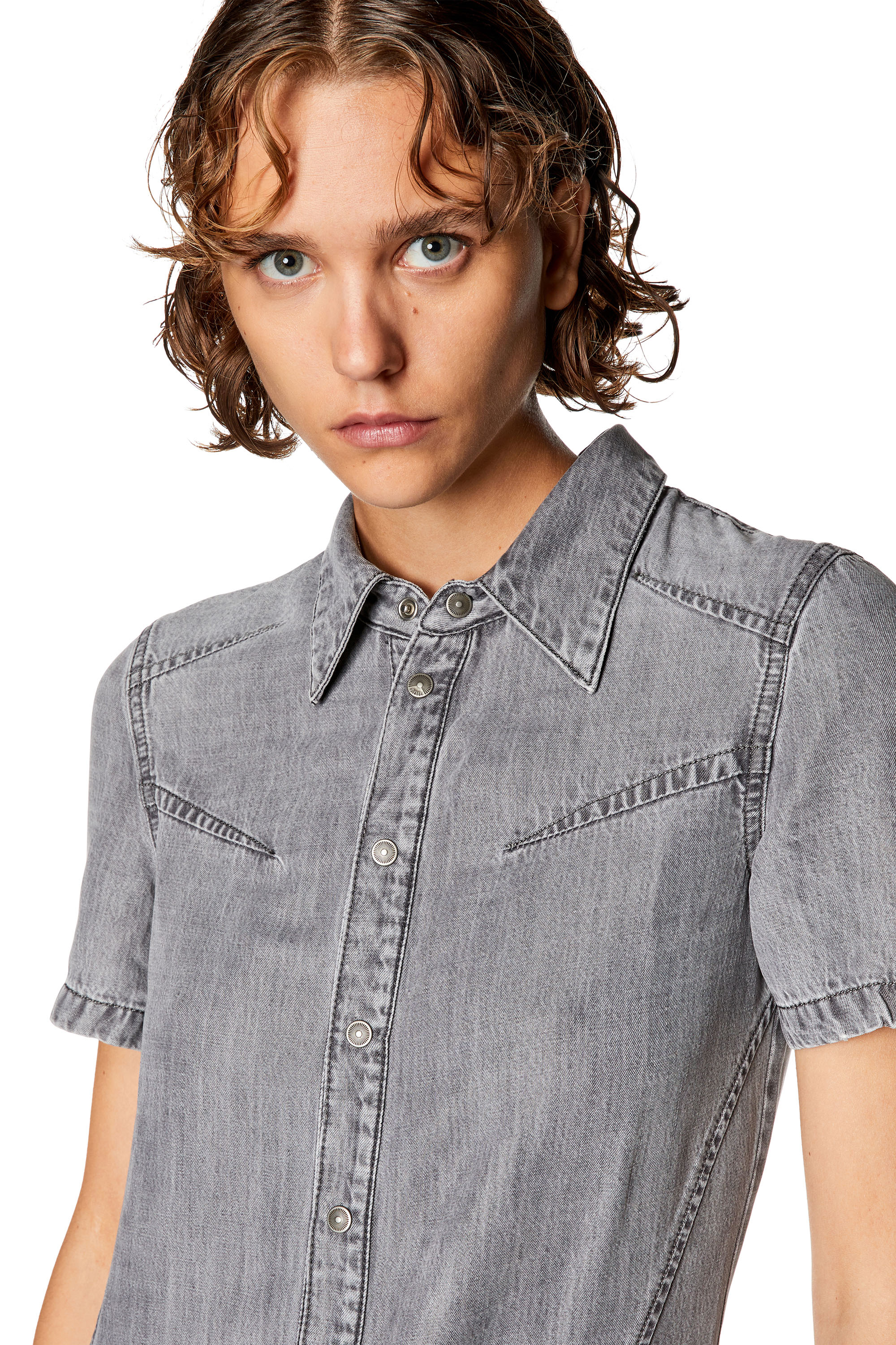 Diesel - DE-SHIRTY, Woman Buttoned shirt dress in light denim in Grey - Image 3