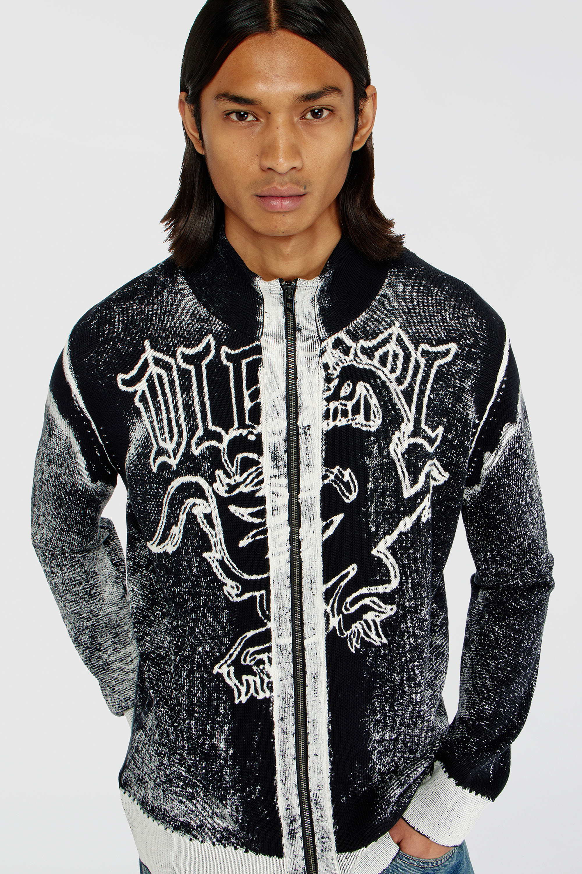 Diesel - K-LAUROS, Man's Treated zip cardigan with griffin motif in Black/White - 5