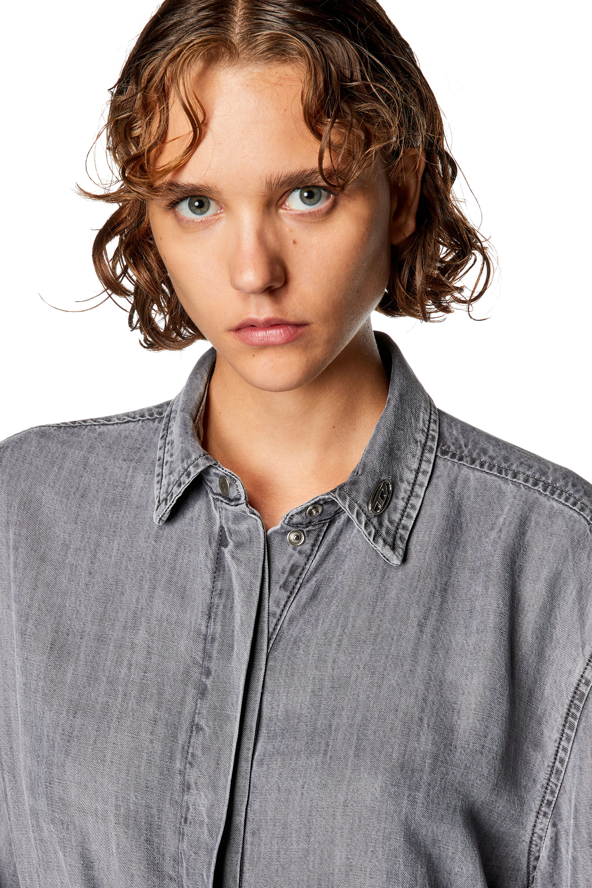 Diesel - DE-TRISS, Woman Shirt dress in light denim in Grey - Image 5