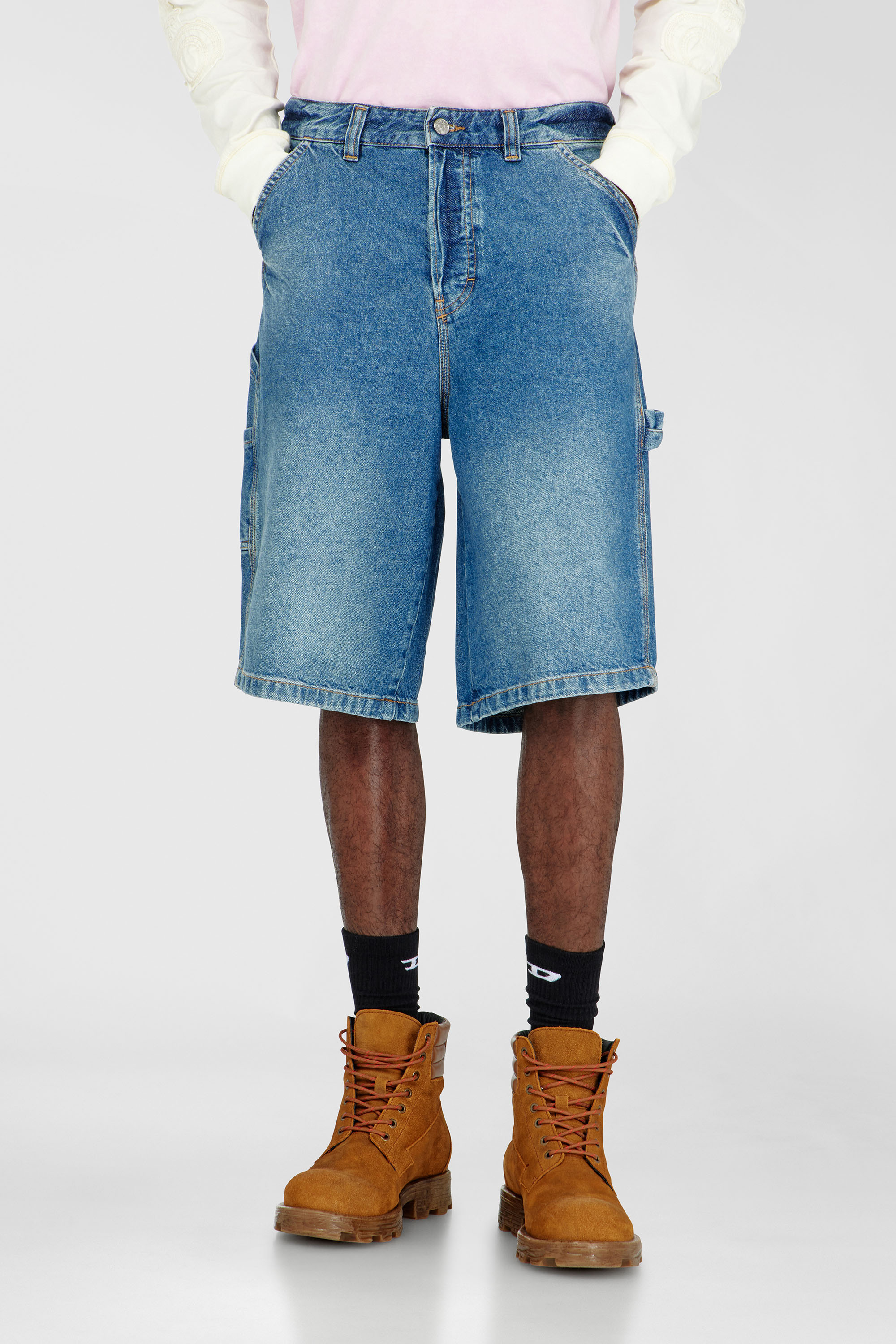 Diesel - D-LIVERY-W-SHORT, Man's Utility-style denim shorts in Medium blue - 1