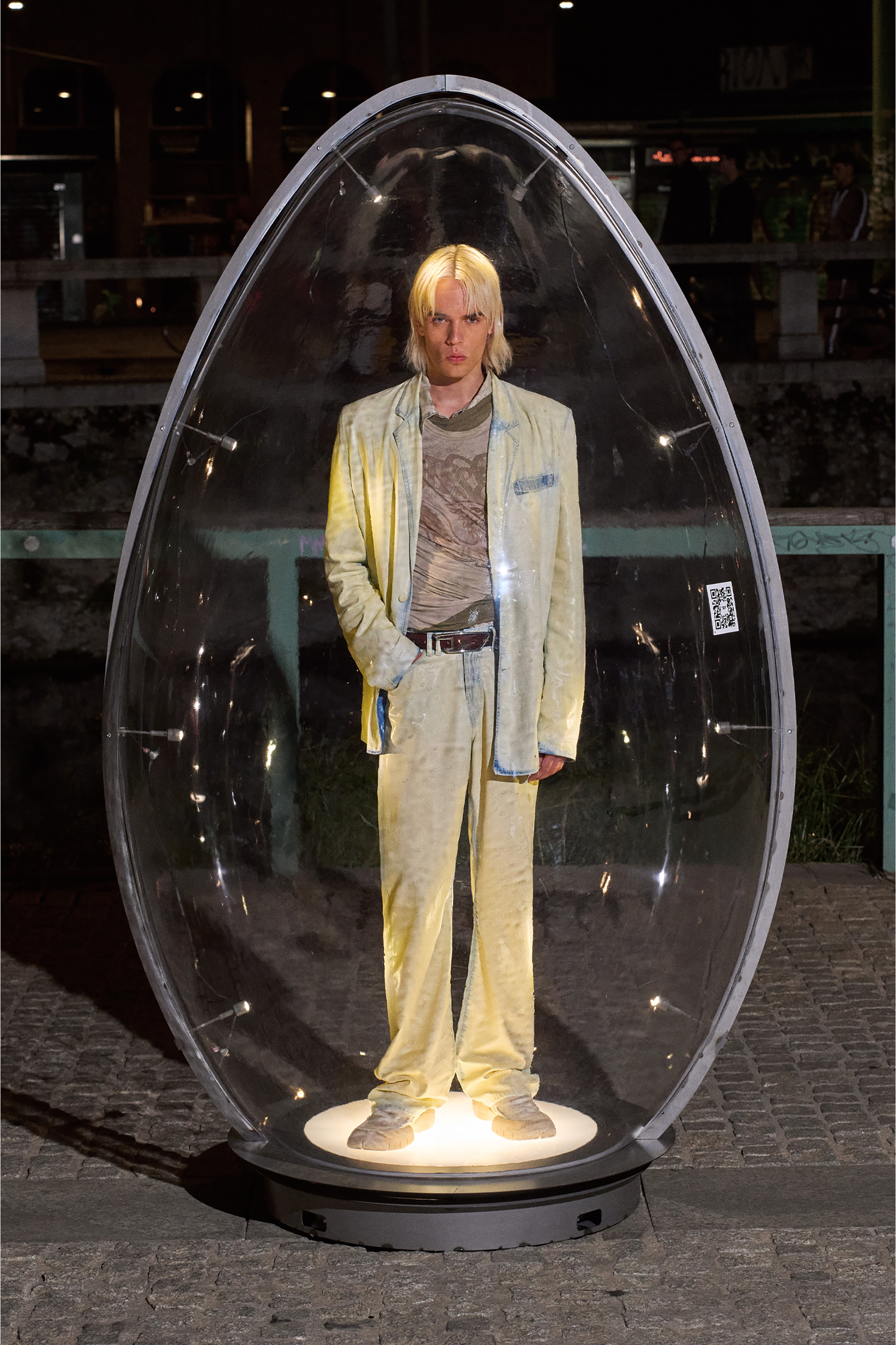 Diesel - D-NIVALE-FSI, Man's Blazer in fluid X-Ray bleach denim in Light Blue - 5